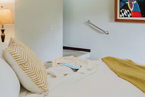 Papagayo Golden Palms Beachfront Hotel