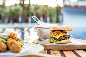 Papagayo Golden Palms Beachfront Hotel