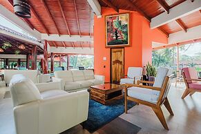 Papagayo Golden Palms Beachfront Hotel