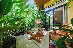 Papagayo Golden Palms Beachfront Hotel