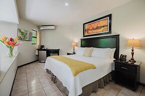 Papagayo Golden Palms Beachfront Hotel