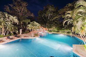 Papagayo Golden Palms Beachfront Hotel