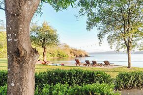 Papagayo Golden Palms Beachfront Hotel