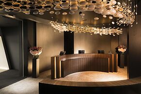 7132 Hotel