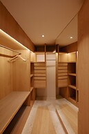 7132 Hotel