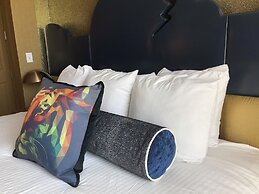 The Guest House at Graceland