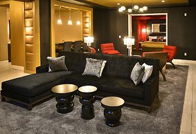 The Guest House at Graceland