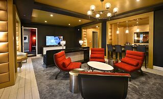 The Guest House at Graceland