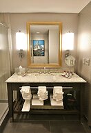 The Guest House at Graceland