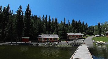 Lac Des Roches Resort