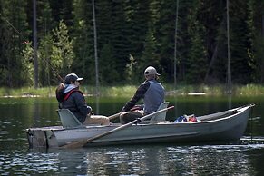 Lac Des Roches Resort