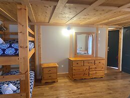 Lac Des Roches Resort