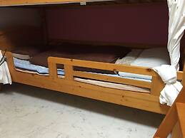 Guest House Naraya - Hostel