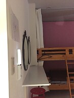 Guest House Naraya - Hostel