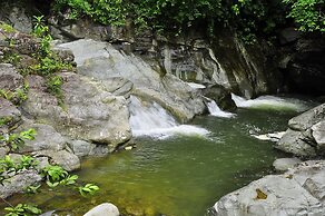 BADLADZ Staycation Condos