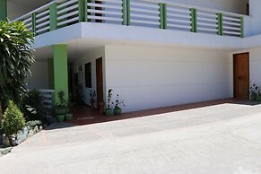 BADLADZ Staycation Condos