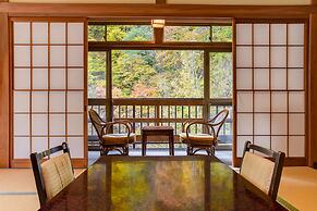 Shirahone Onsen Tsuruya Ryokan