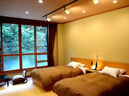 Shirahone Onsen Tsuruya Ryokan