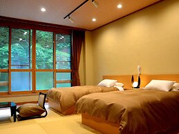 Shirahone Onsen Tsuruya Ryokan