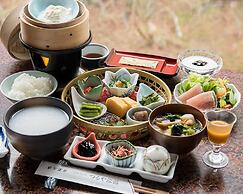 Shirahone Onsen Tsuruya Ryokan