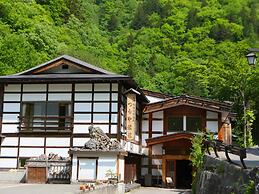 Shirahone Onsen Tsuruya Ryokan
