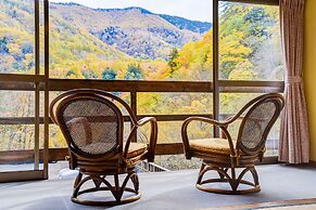 Shirahone Onsen Tsuruya Ryokan