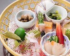 Shirahone Onsen Tsuruya Ryokan