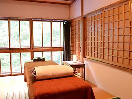 Shirahone Onsen Tsuruya Ryokan