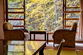 Shirahone Onsen Tsuruya Ryokan