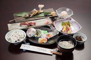 Shirahone Onsen Tsuruya Ryokan