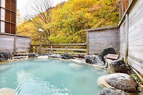 Shirahone Onsen Tsuruya Ryokan