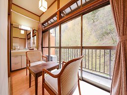 Shirahone Onsen Tsuruya Ryokan