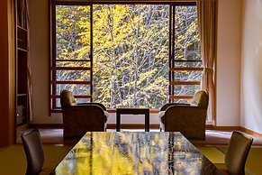 Shirahone Onsen Tsuruya Ryokan