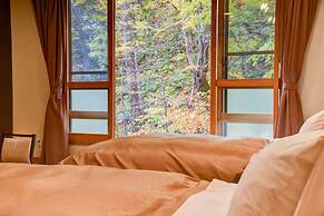 Shirahone Onsen Tsuruya Ryokan