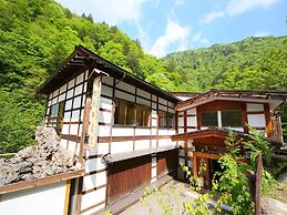 Shirahone Onsen Tsuruya Ryokan