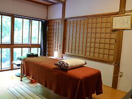 Shirahone Onsen Tsuruya Ryokan