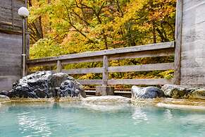 Shirahone Onsen Tsuruya Ryokan