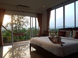 Chang Pai Hill - Adults Only