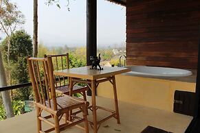 Chang Pai Hill - Adults Only