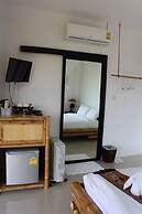 Chang Pai Hill - Adults Only