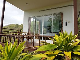 Chang Pai Hill - Adults Only