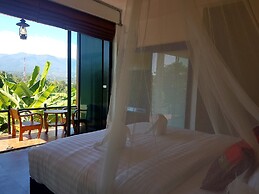 Chang Pai Hill - Adults Only