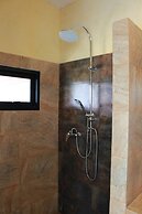 Chang Pai Hill - Adults Only