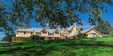 Hillview Heritage Estate