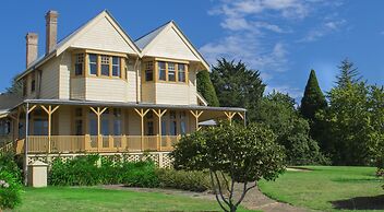 Hillview Heritage Estate