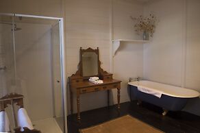 Hillview Heritage Estate