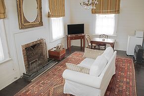 Hillview Heritage Estate