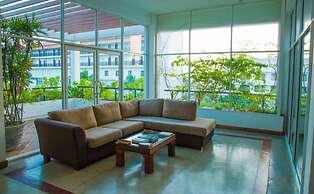 Refresh Hotel