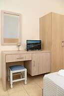 Alianthos Beach Hotel