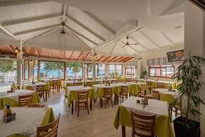 Alianthos Beach Hotel